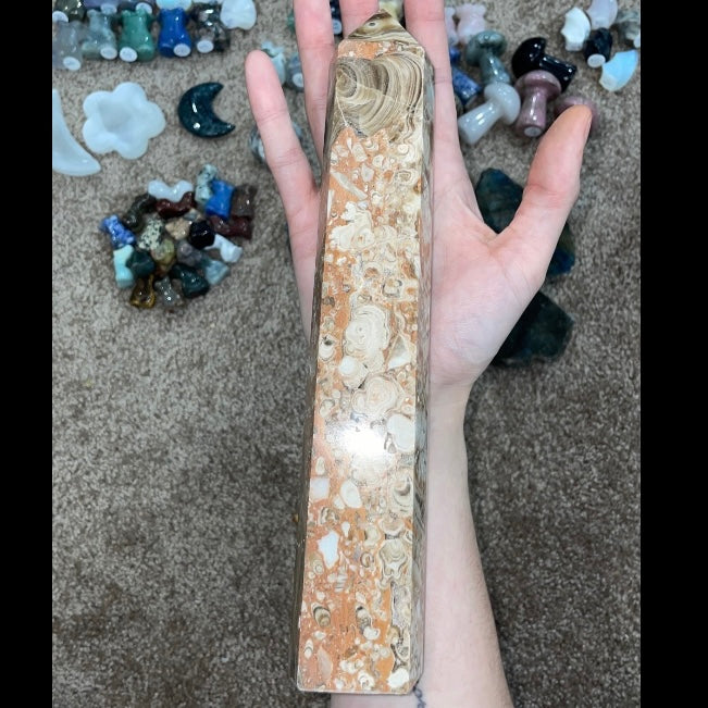 XL Statement tower: Chocolate Calcite