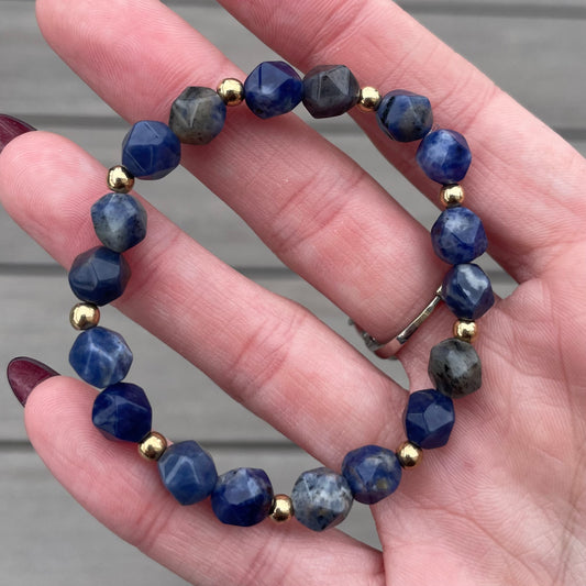 Aura Faceted Bracelet: Sodalite